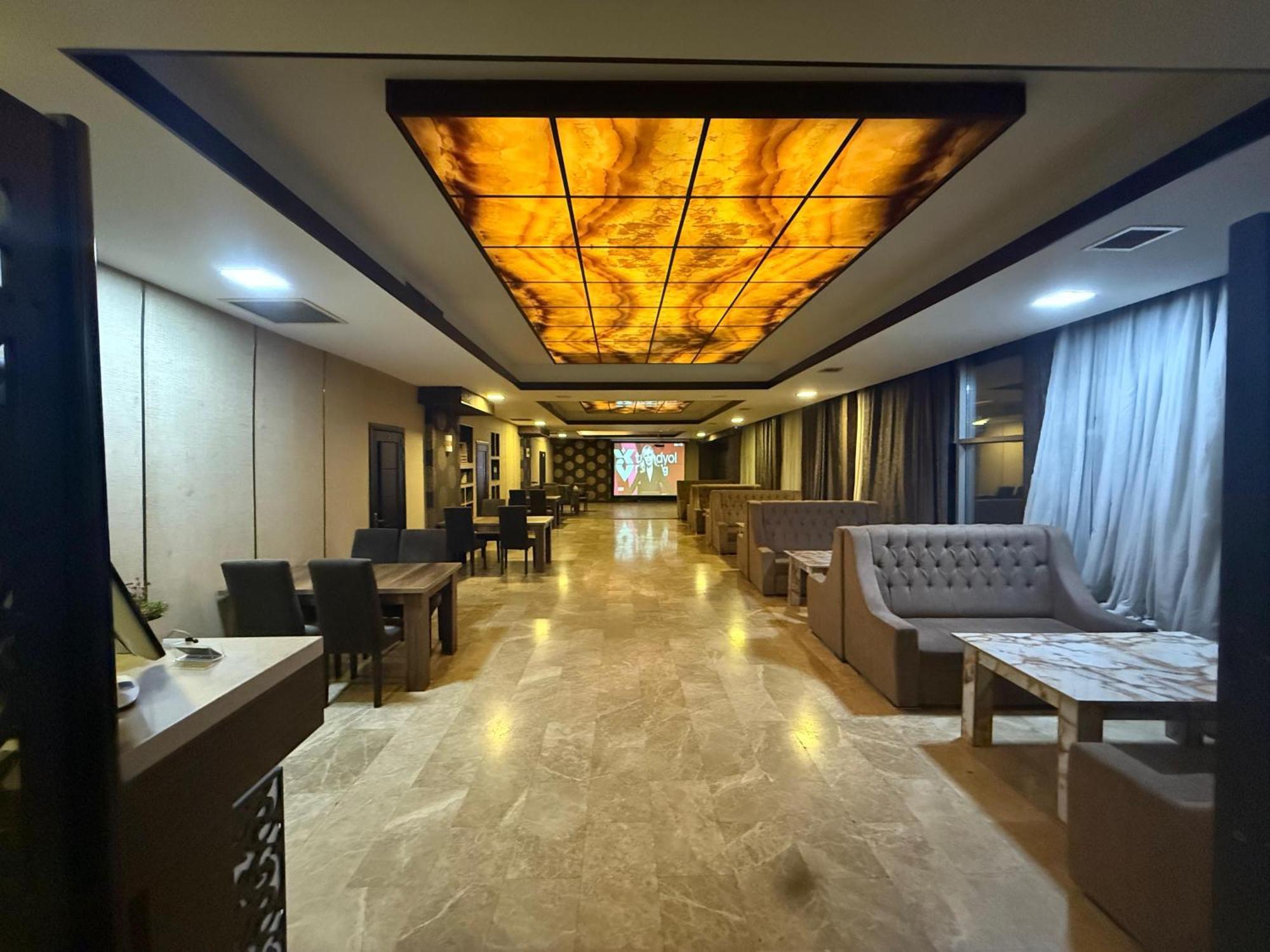 Black Mont Inn Hotel Баку Екстериор снимка