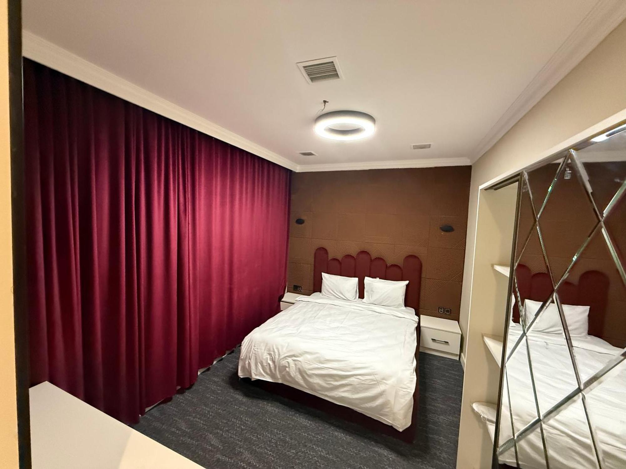 Black Mont Inn Hotel Баку Екстериор снимка