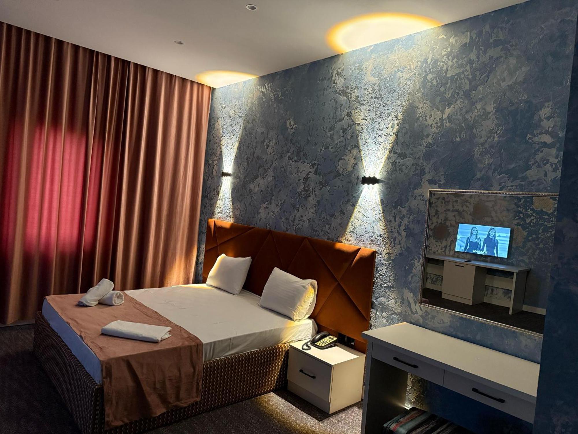 Black Mont Inn Hotel Баку Екстериор снимка