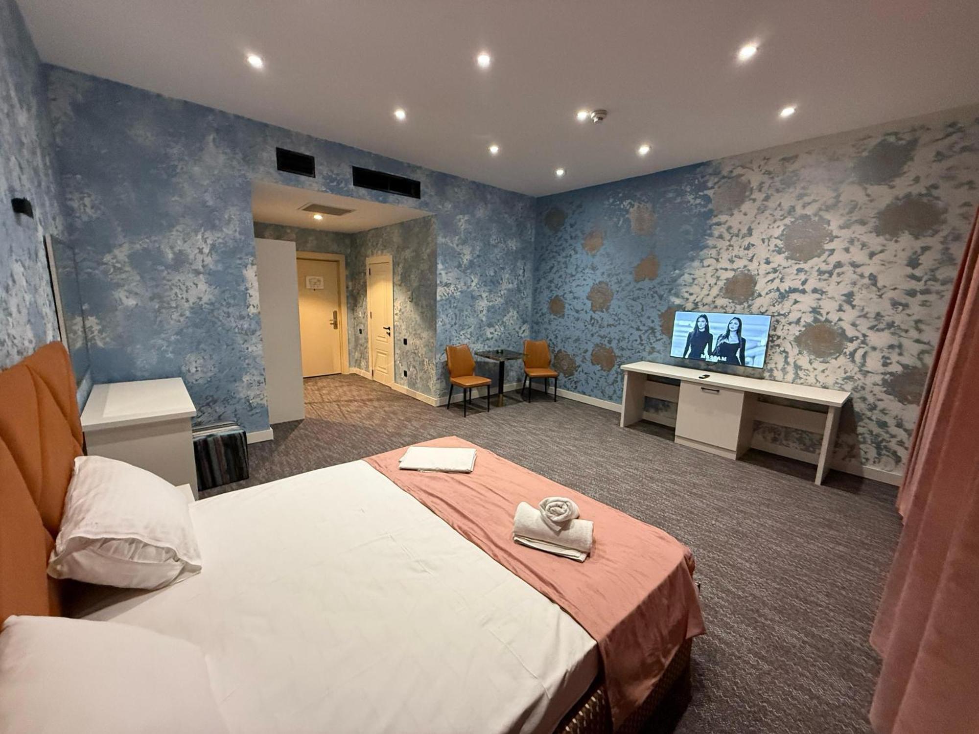 Black Mont Inn Hotel Баку Екстериор снимка
