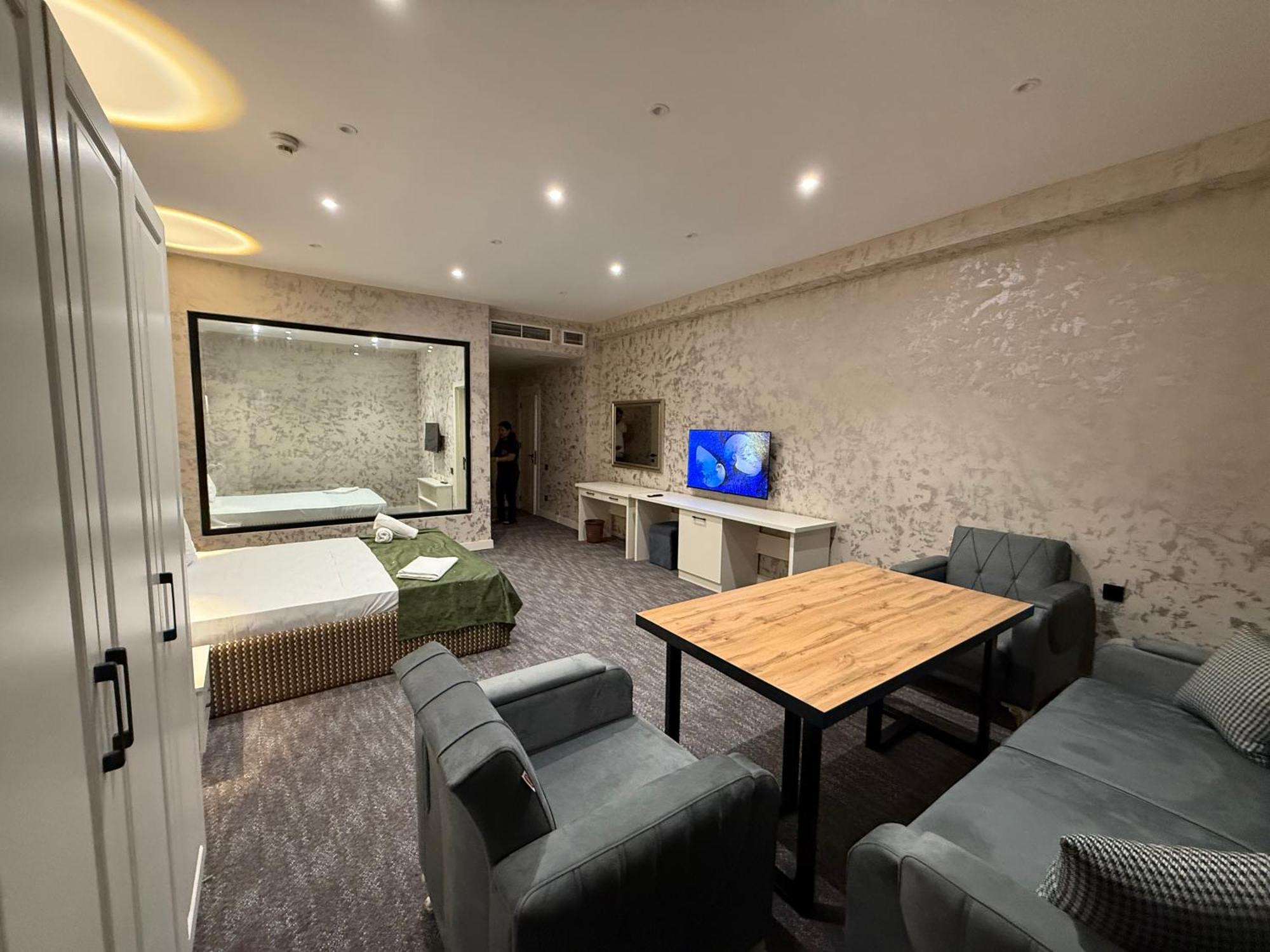 Black Mont Inn Hotel Баку Екстериор снимка