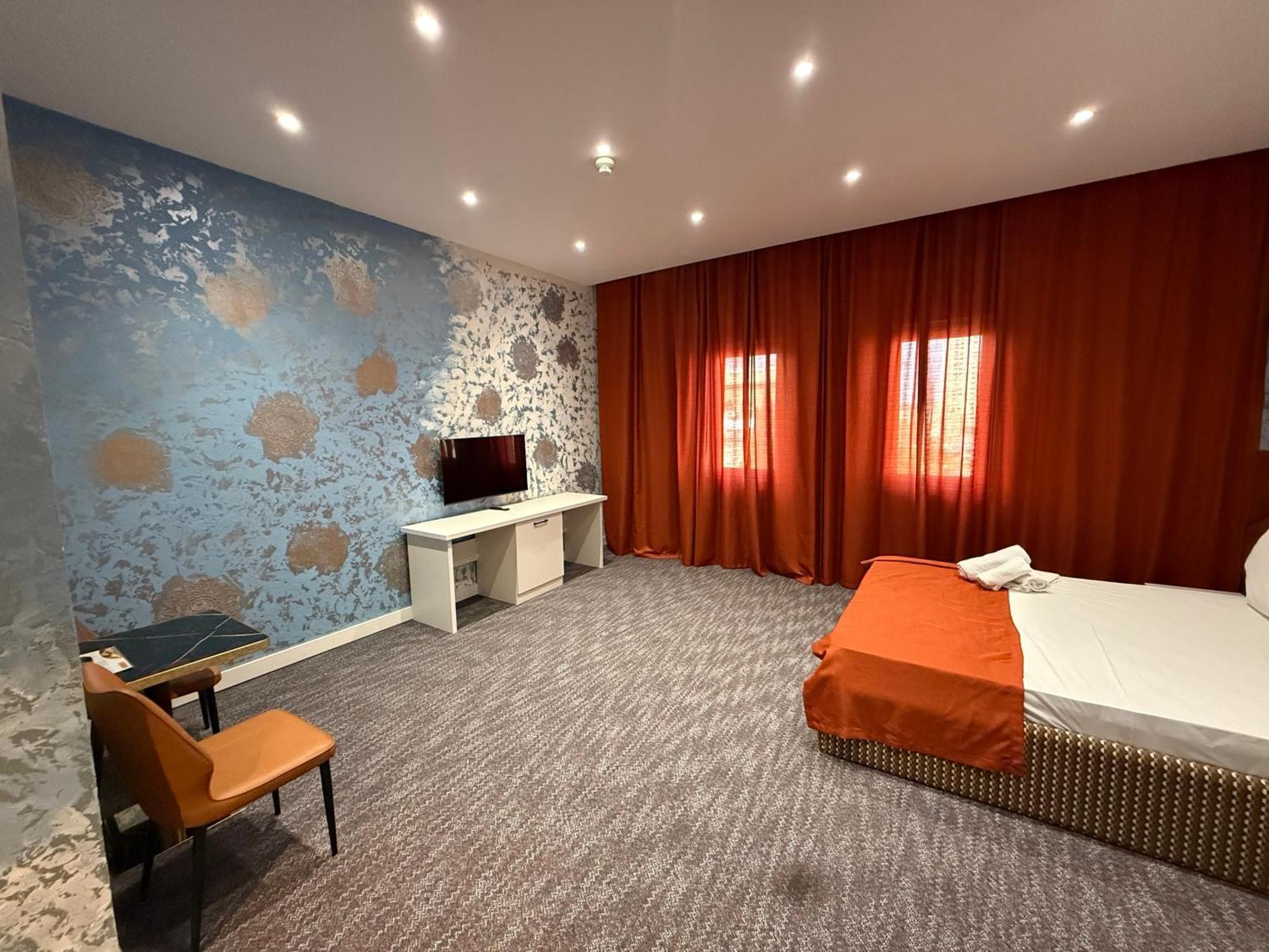 Black Mont Inn Hotel Баку Екстериор снимка